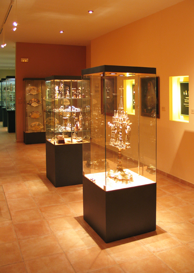 VISLUM vitrinas especiales de cristal para Museo
