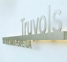 VISLUM r&oacute;tulo para Tanatorio de Santa Perp&egrave;tua